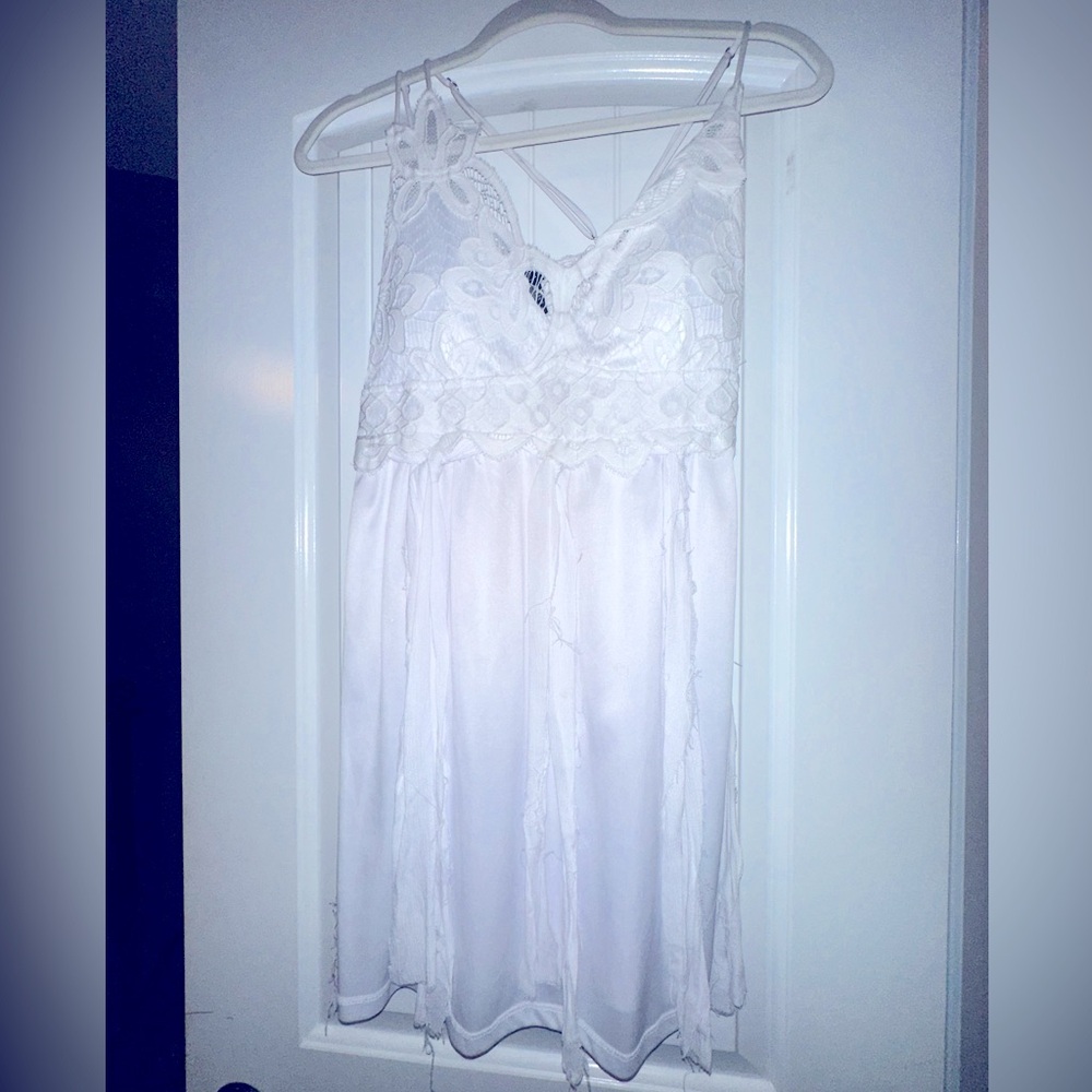 White Dress 👗